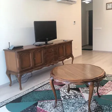 Panorama Part Apartman דירה *