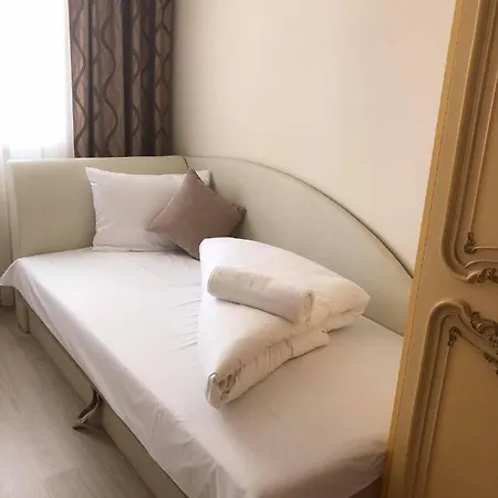 Panorama Part Apartman דירה *